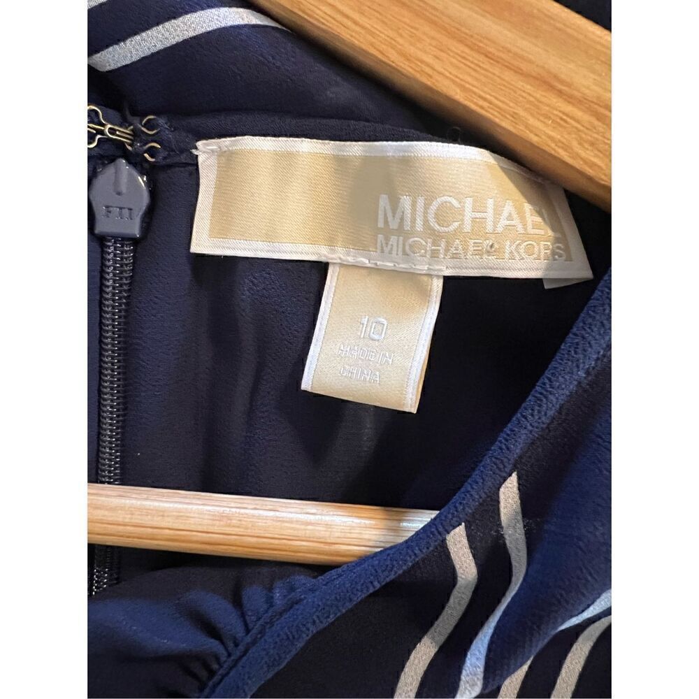 Michael by Michael Kors Women’s Size 10 Jumpsuit Navy Blue Striped Tie Waist - Picture 13 of 13